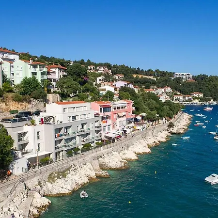 Apartment Irene 10m From Sea - Privat Parking