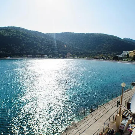 Lejlighed Irene 10m From Sea - Privat Parking